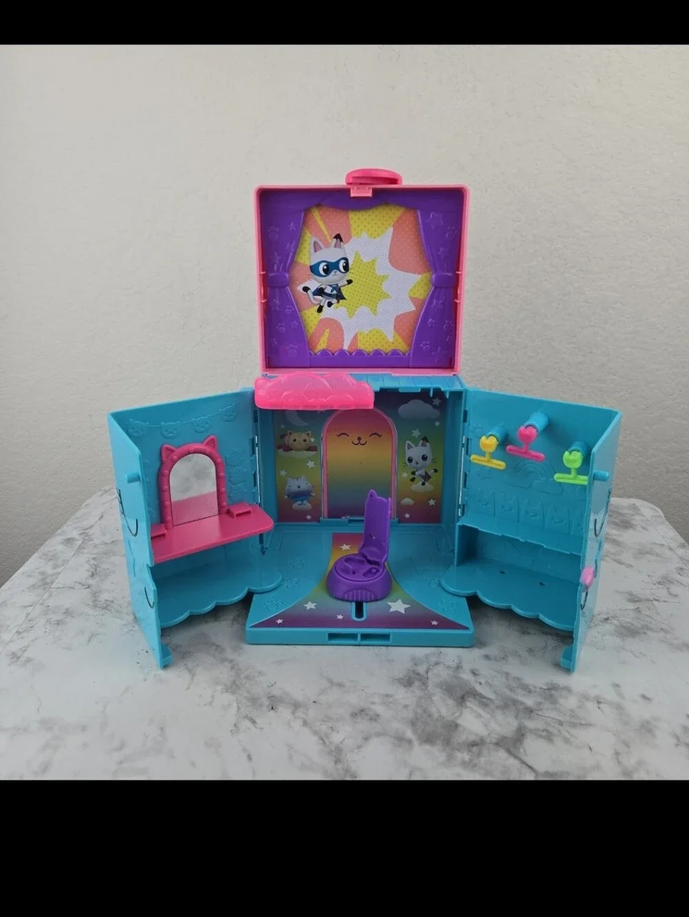 Gabby’s Dollhouse, Rainbow Closet Portable Playset(ONLY CASE)